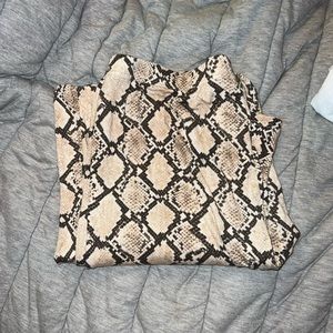 American eagle flare leggings